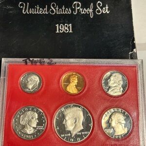 1981S proof set type 2